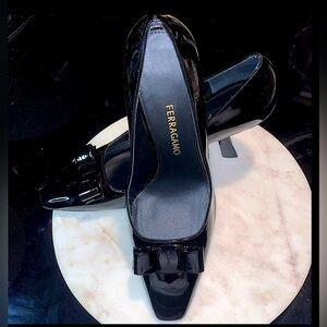 SALVATORE FERRAGAMO PATENT LEATHER HEEL ANZ 85 T 10 1/2 C NERO 4 IN NEW